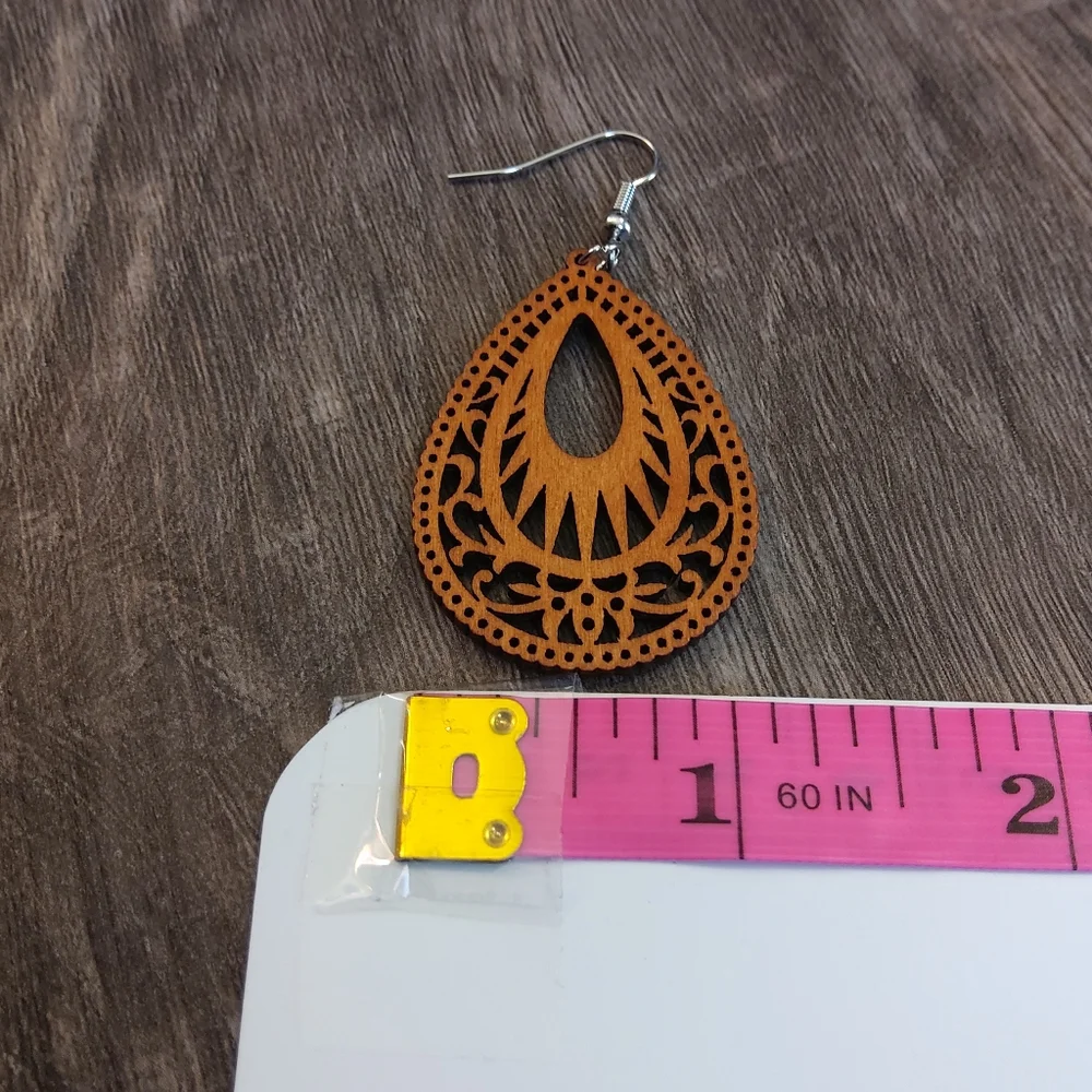 NEW Boho Wood Teardrop Dangle Earrings - Picture 8 of 10